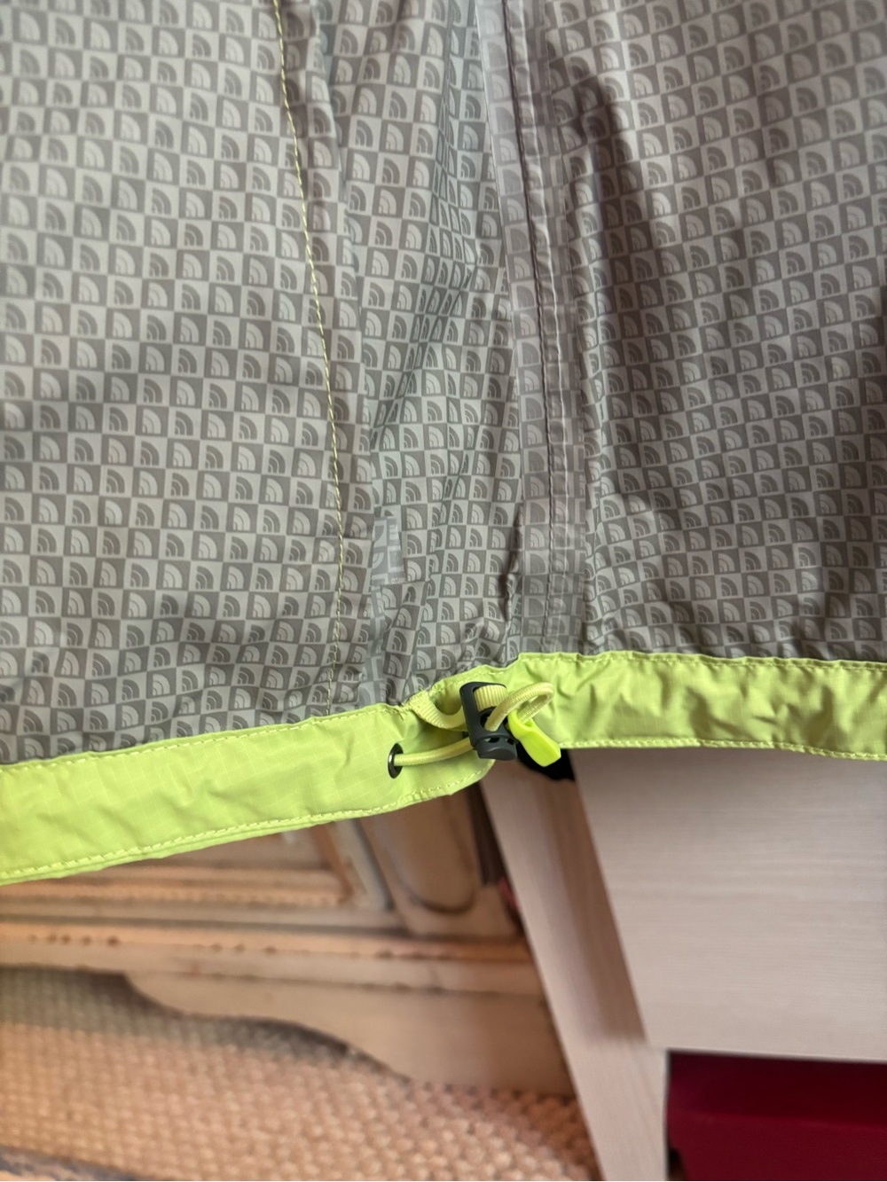 The North Face Lime Green Women's Hooded Jacket - Picture 14 of 14